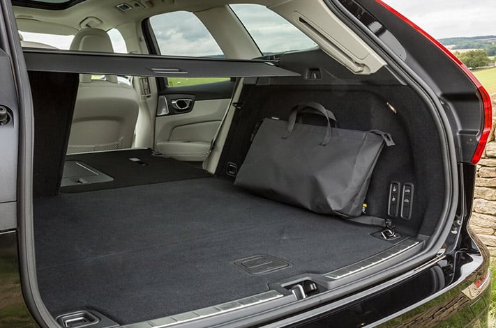 2017 Volvo XC60 T8 Hybrid R Design boot
