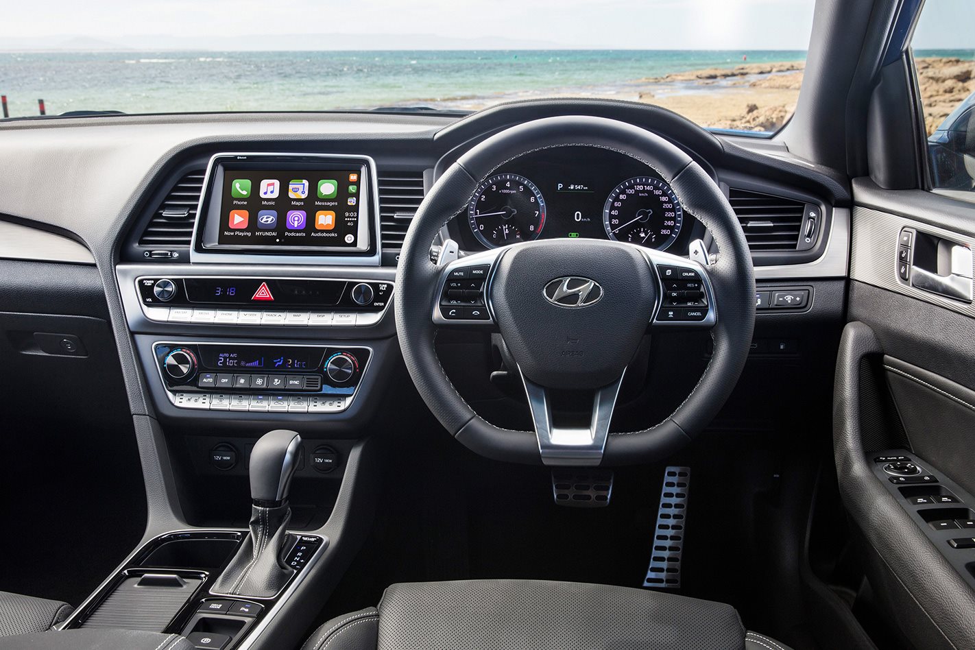hyundai sonata interior
