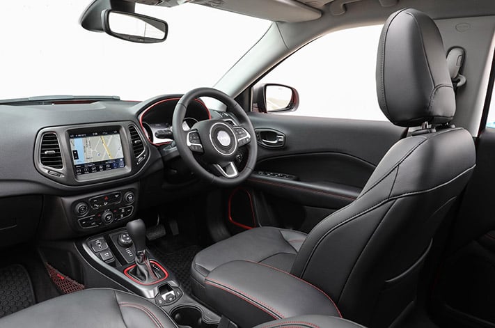 2018 Jeep Compass Trailhawk interior