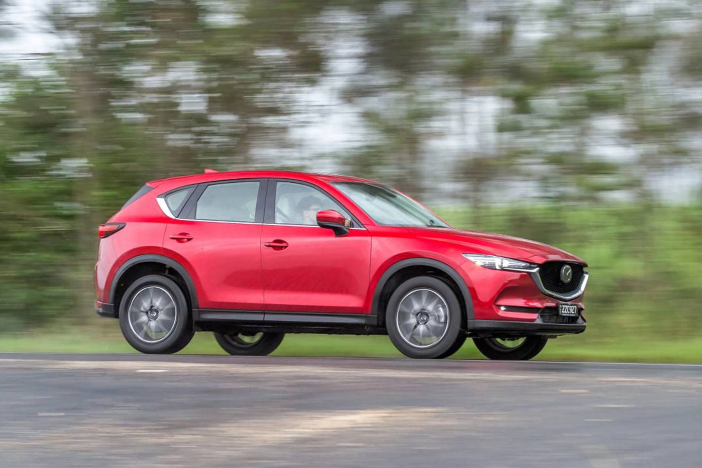 2018 Mazda CX 5 Akera Diesel AWD side