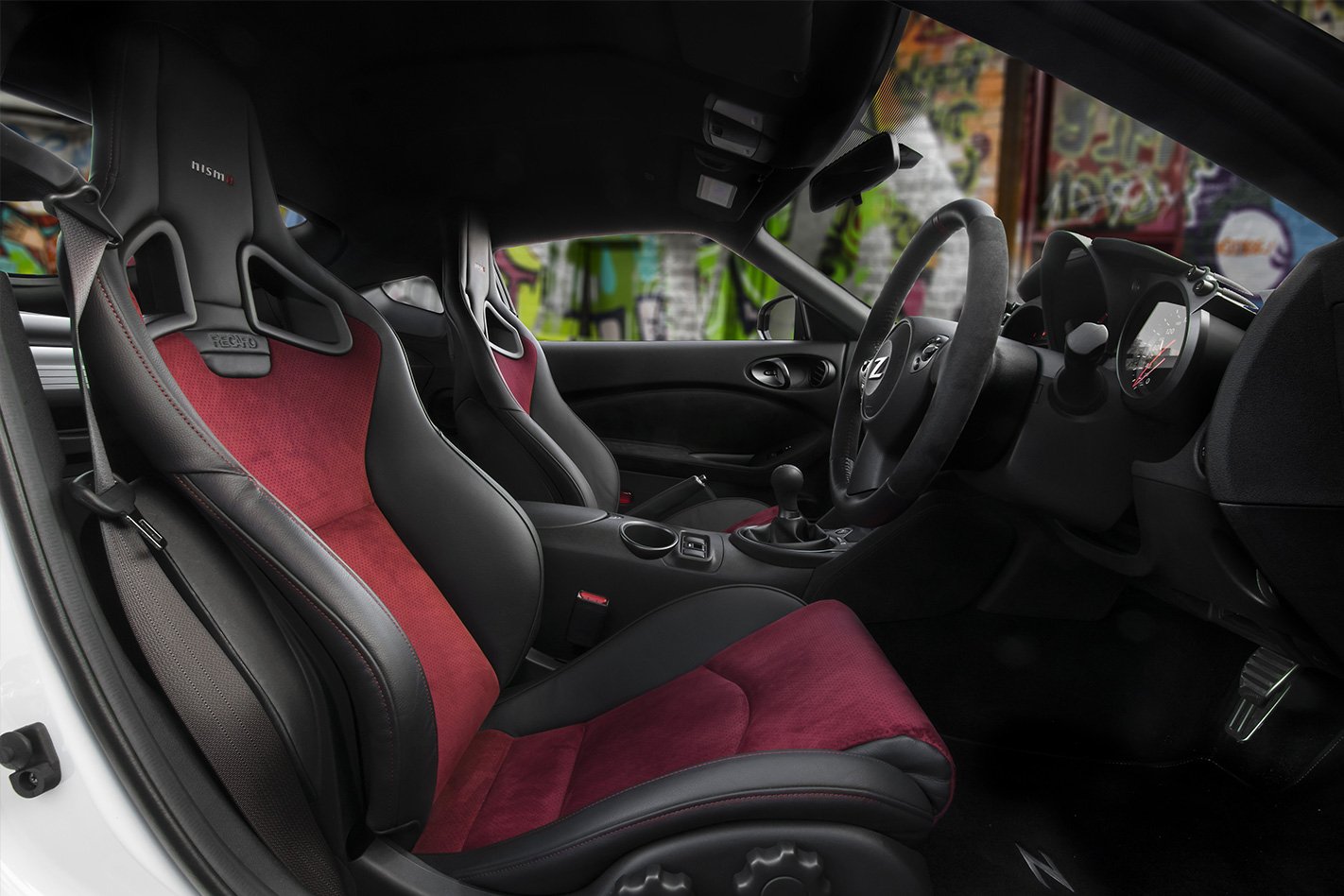 2018 Nissan 370Z Nismo seats