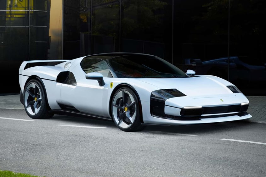 自動車 Ferrari F40 40th Anniversary Special One-off Ferrari SC40 honours F40 – Auto Trader NZ