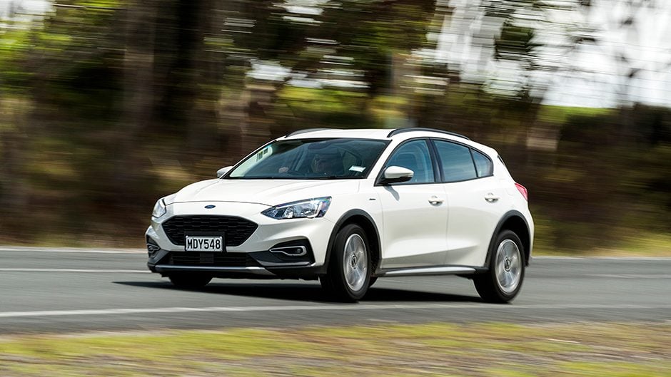 2019 Ford Focus Active driving past trees