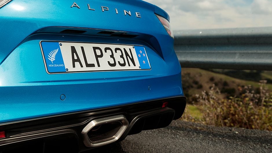 2018 Alpine A110 exhaust pipe