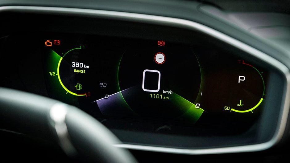 Peugeot 208 GT speedo