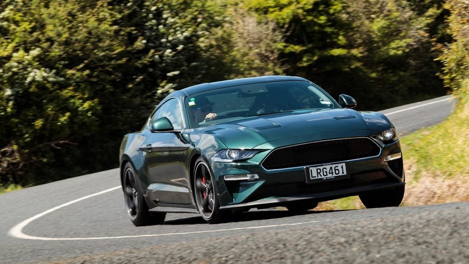 Ford Mustang Bullitt front action