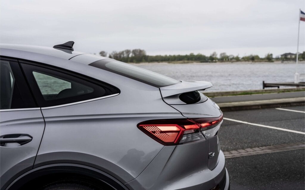 Audi Q4 e-tron Sportback rear roofline