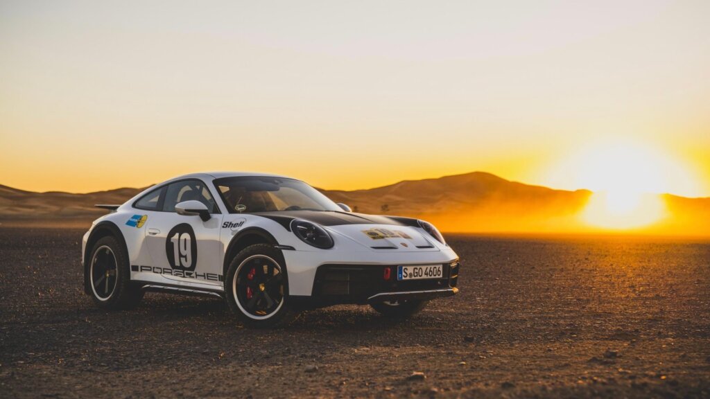 Porsche 911 Dakar with 1971 rally wrap