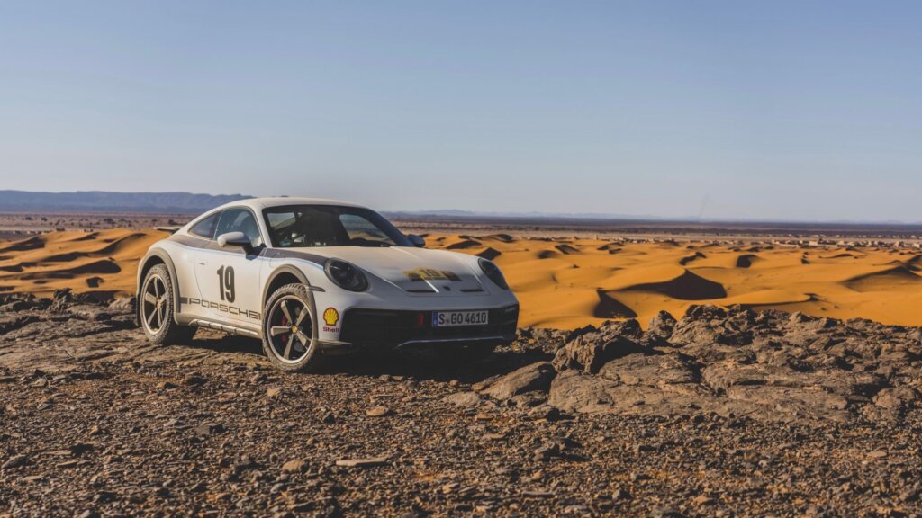 Porsche 911 Dakar with 1974 rally wrap