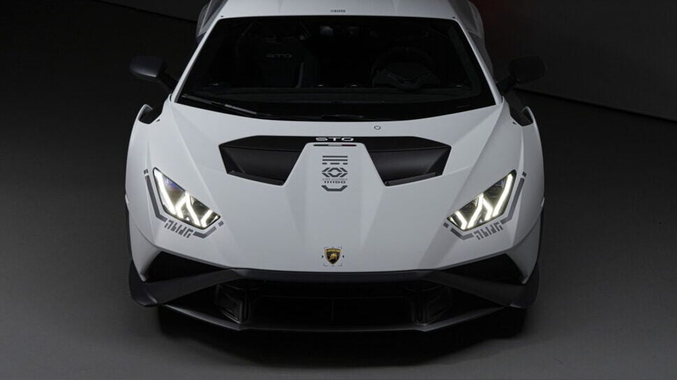 Lamborghini Huracan STO Time Chaser_111100 front view