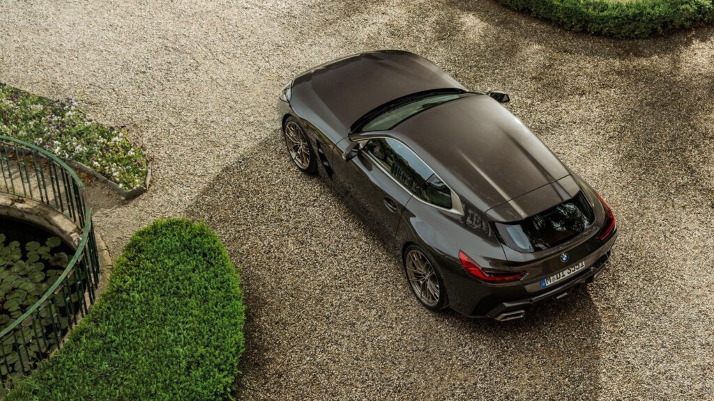 BMW Concept Touring Coupe top-down view on gravel