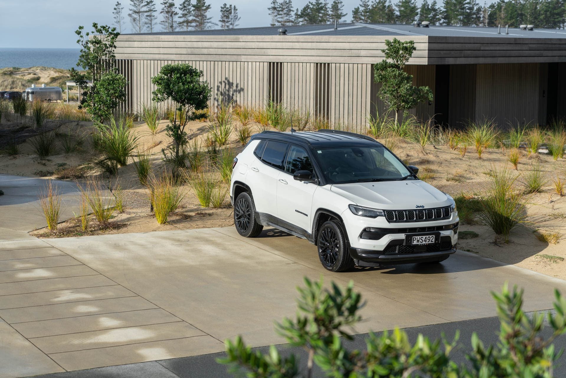Jeep Compass S 4xe hero shot