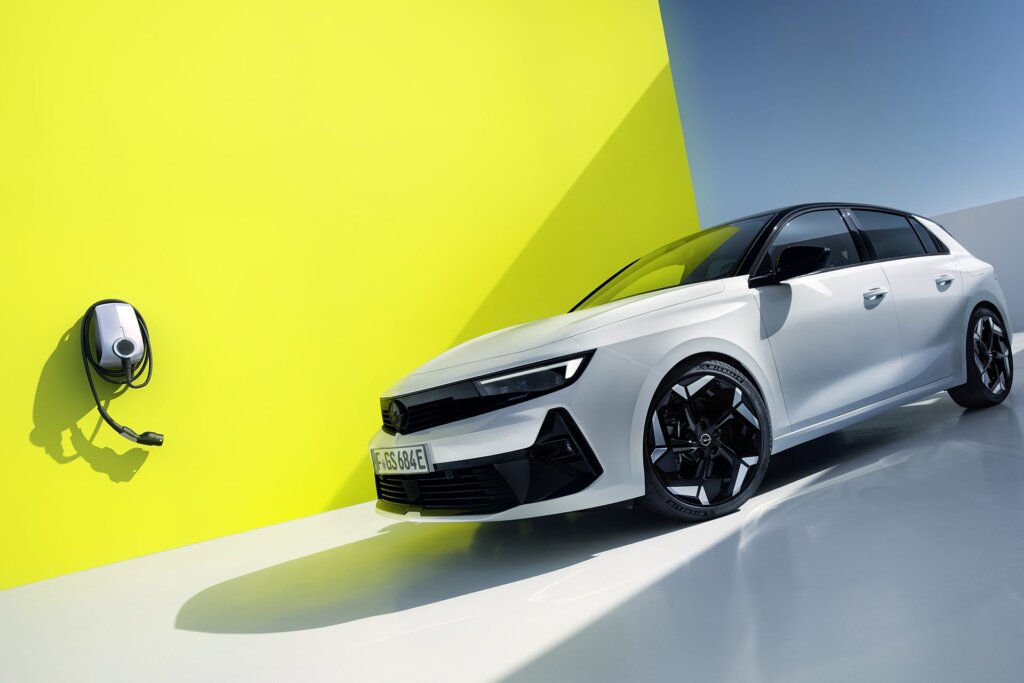 Opel Astra plug-in