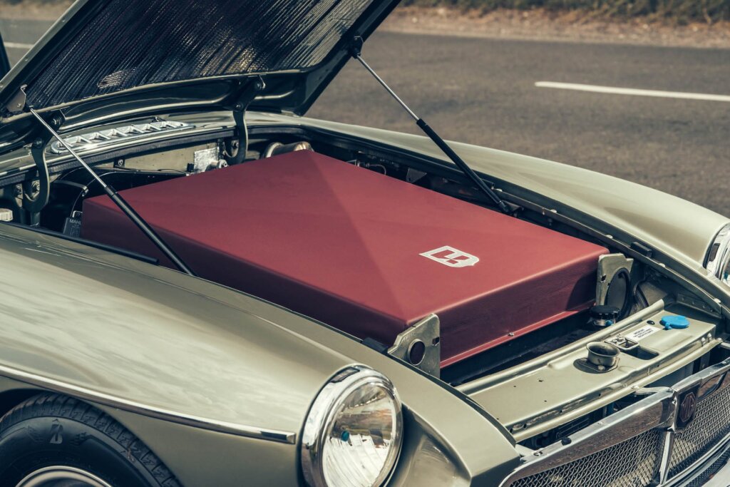Frontline Cars MGB BEE EV power unit