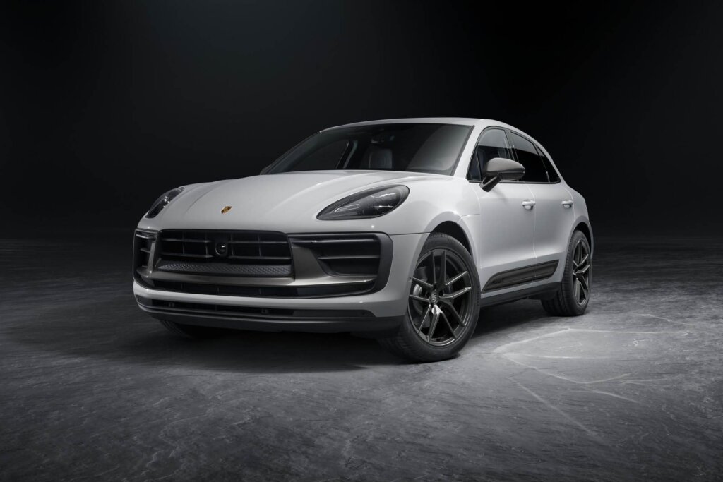 Porsche Macan T front three quarter view