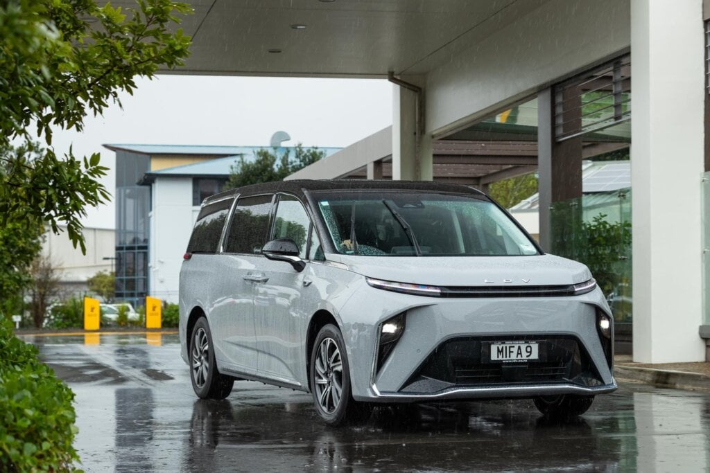 LDV MIFA 9 Premium picking up passengers