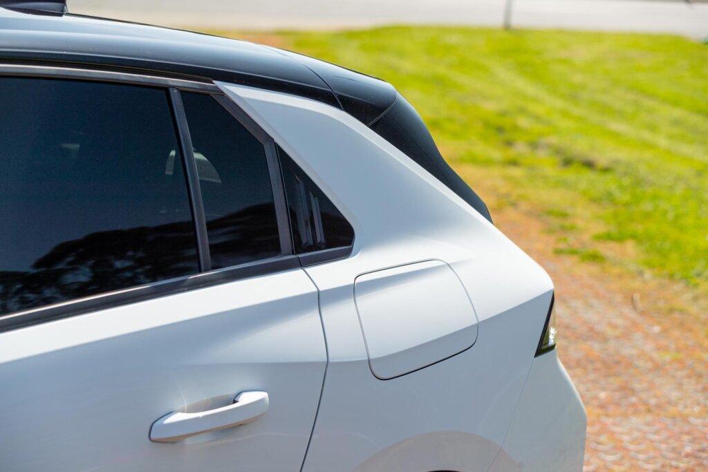Angular rear guard of the Opel Astra GSe