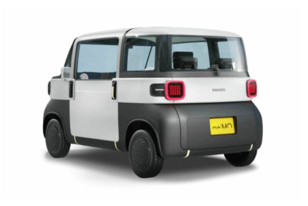Daihatsu me:MO concept rear three quarter view