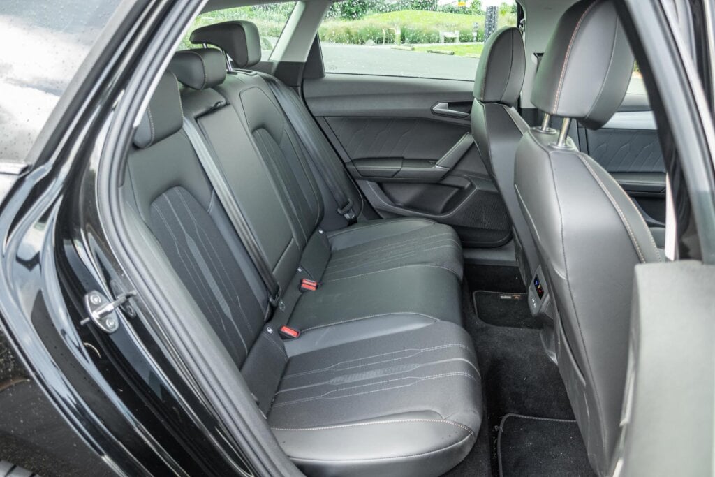 Rear seat space of the Cupra Leon Sportstourer V