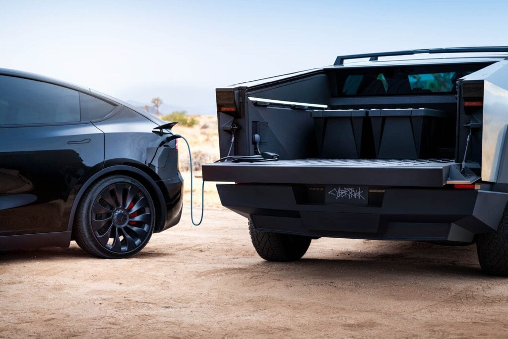 Tesla Cybertruck charging Model Y