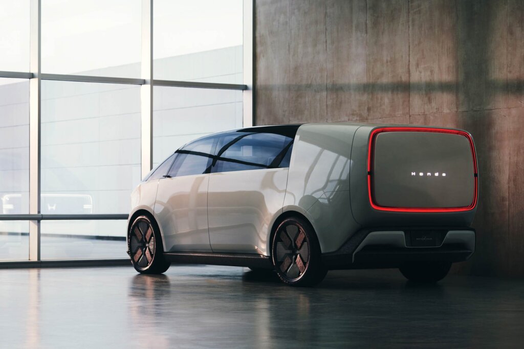 Honda Space-Hub concept rear three quarter view