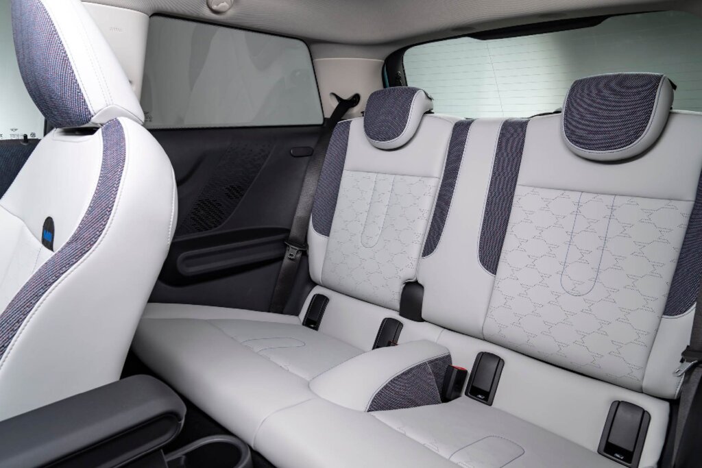 2024 Mini Cooper S rear seats