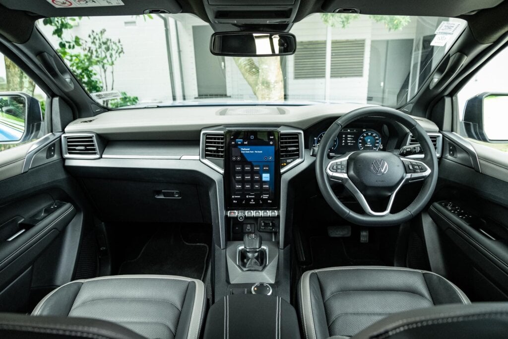2024 Volkswagen Amarok Aventura wide shot of interior layout