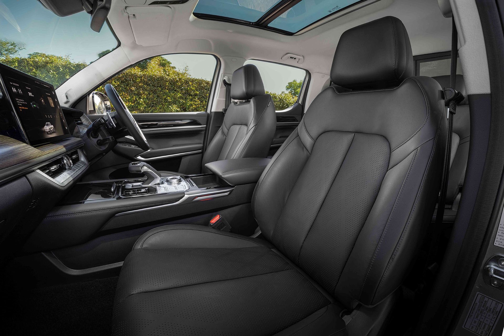 Leather-like upholstery for all three Cannon Alpha variants.