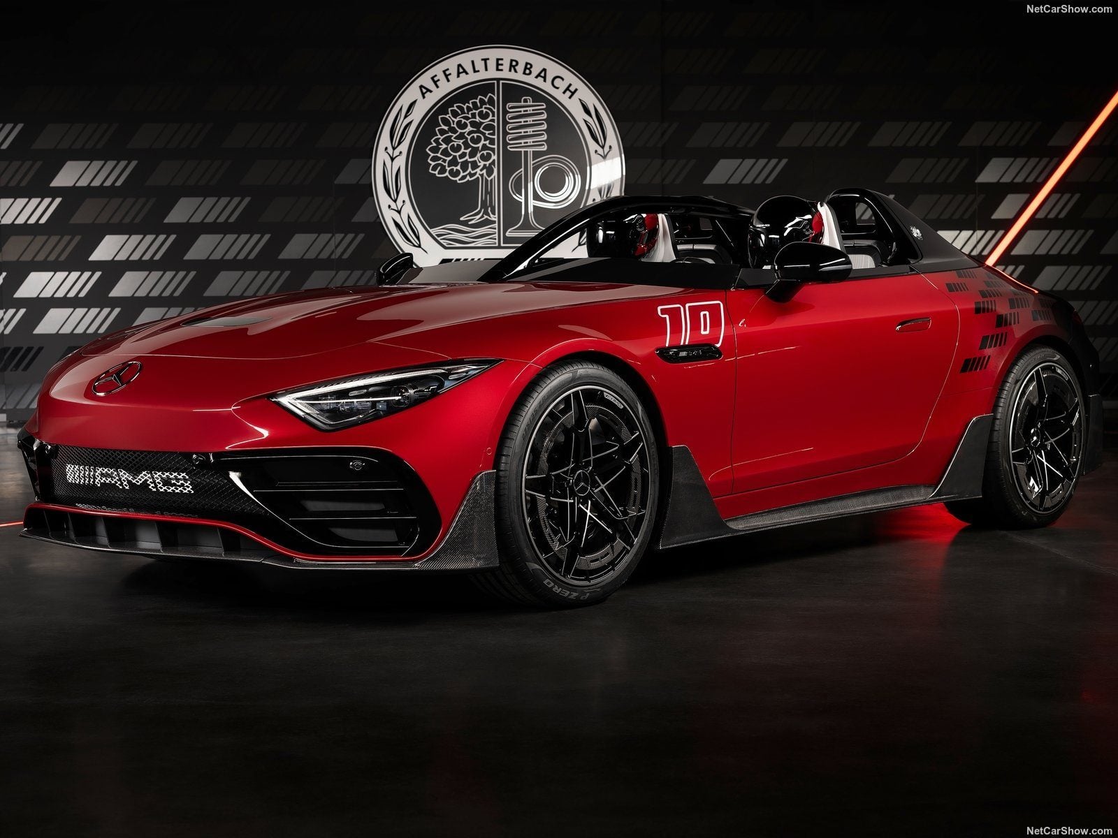 Shark nose look of PureSpeed Concept front end.