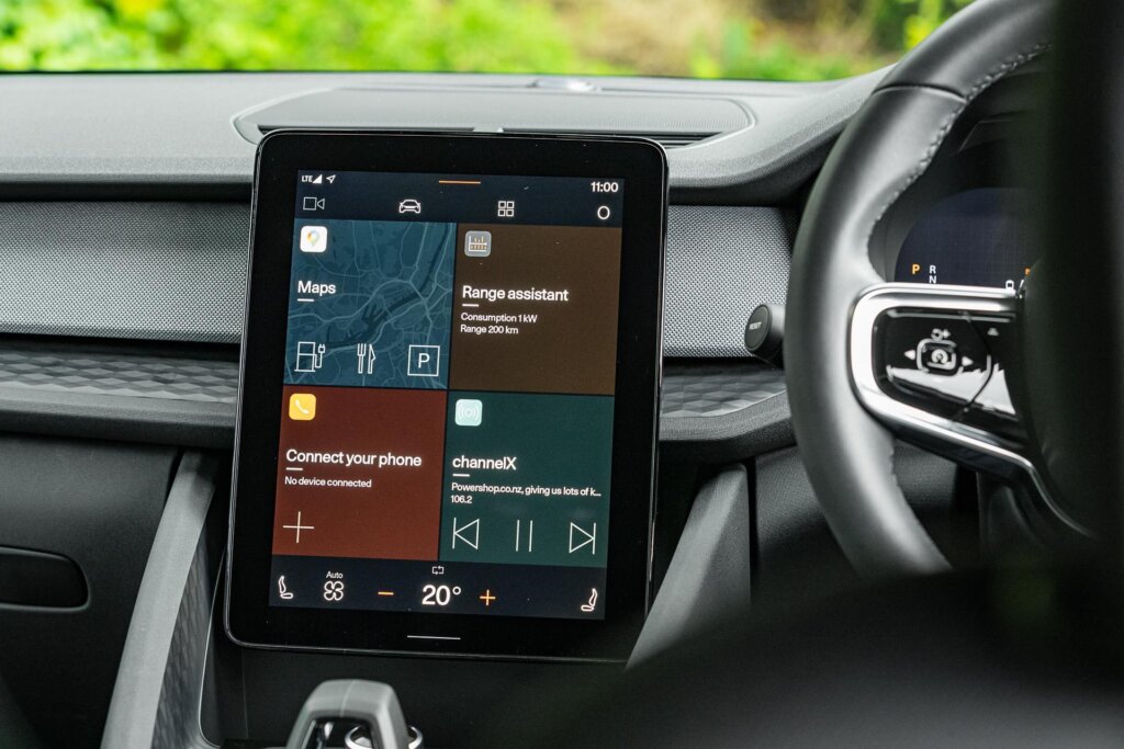 2024 Polestar 2 Long Range infotainment screen