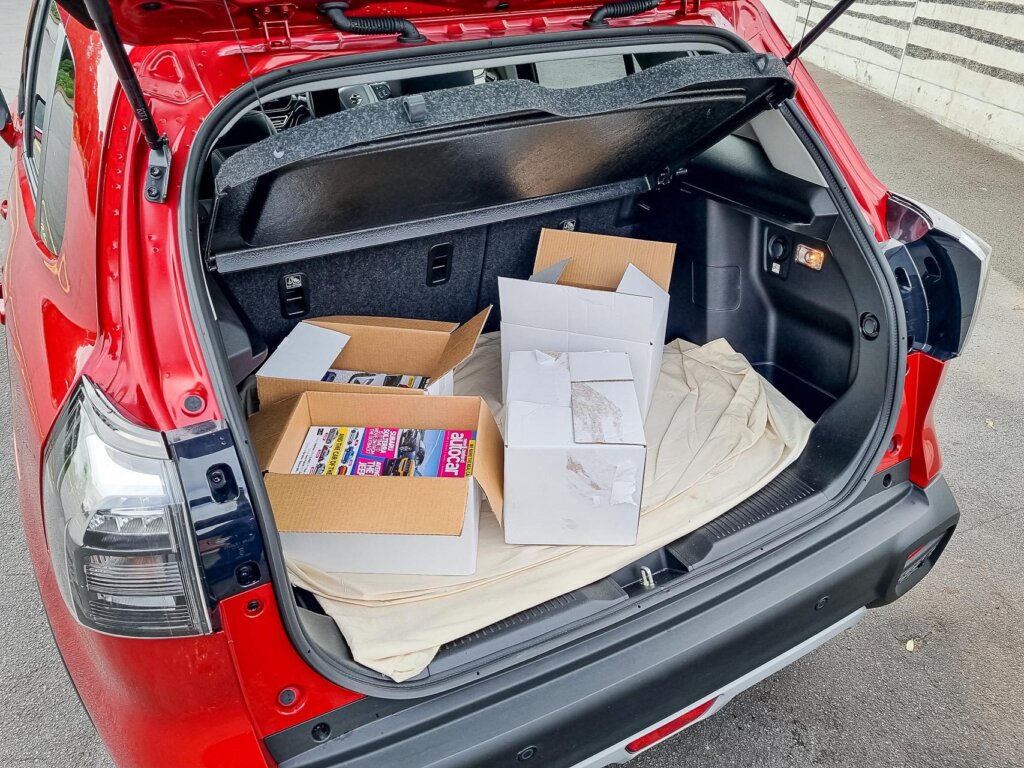 Boot space in the Suzuki S-Cross Hybrid JLX 2WD
