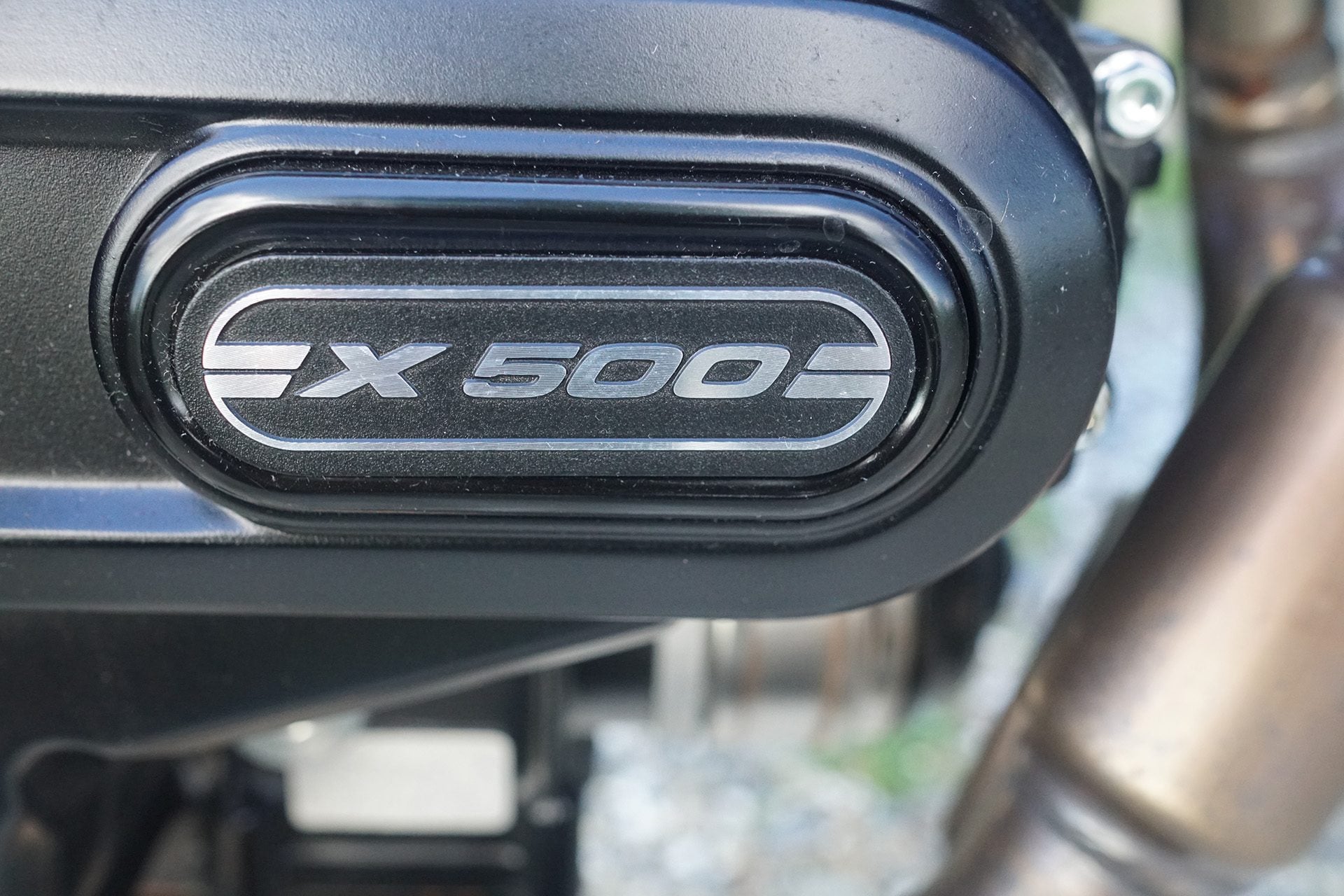 Engine cover with model name.