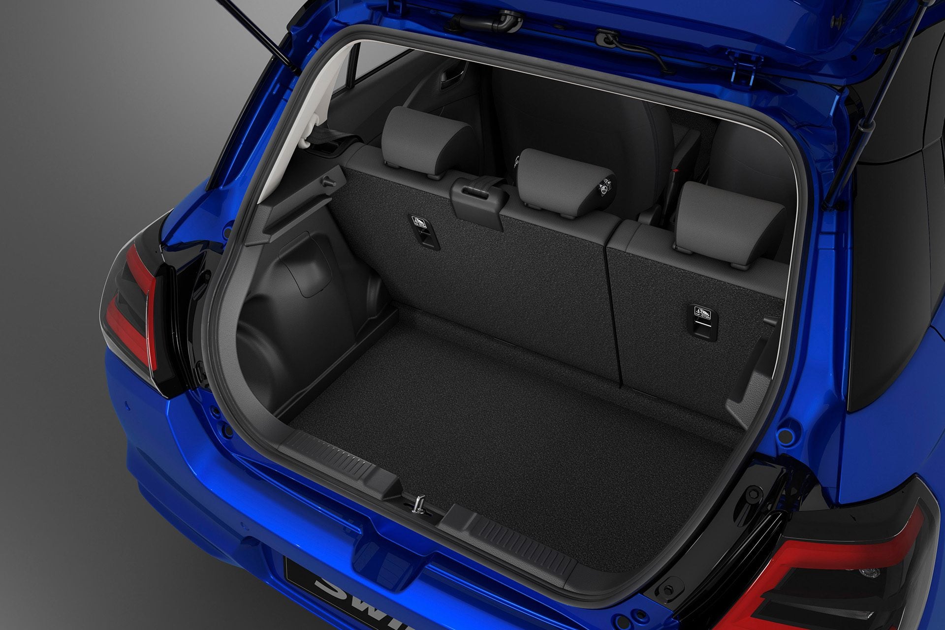 There's two-tier split folding for those bigger loads.