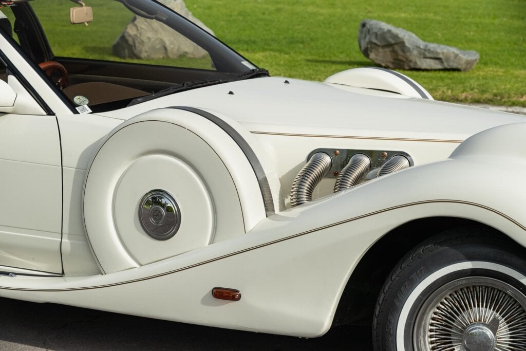 1990 Mitsuoka Le-Seyde mock exhausts, and spare wheel