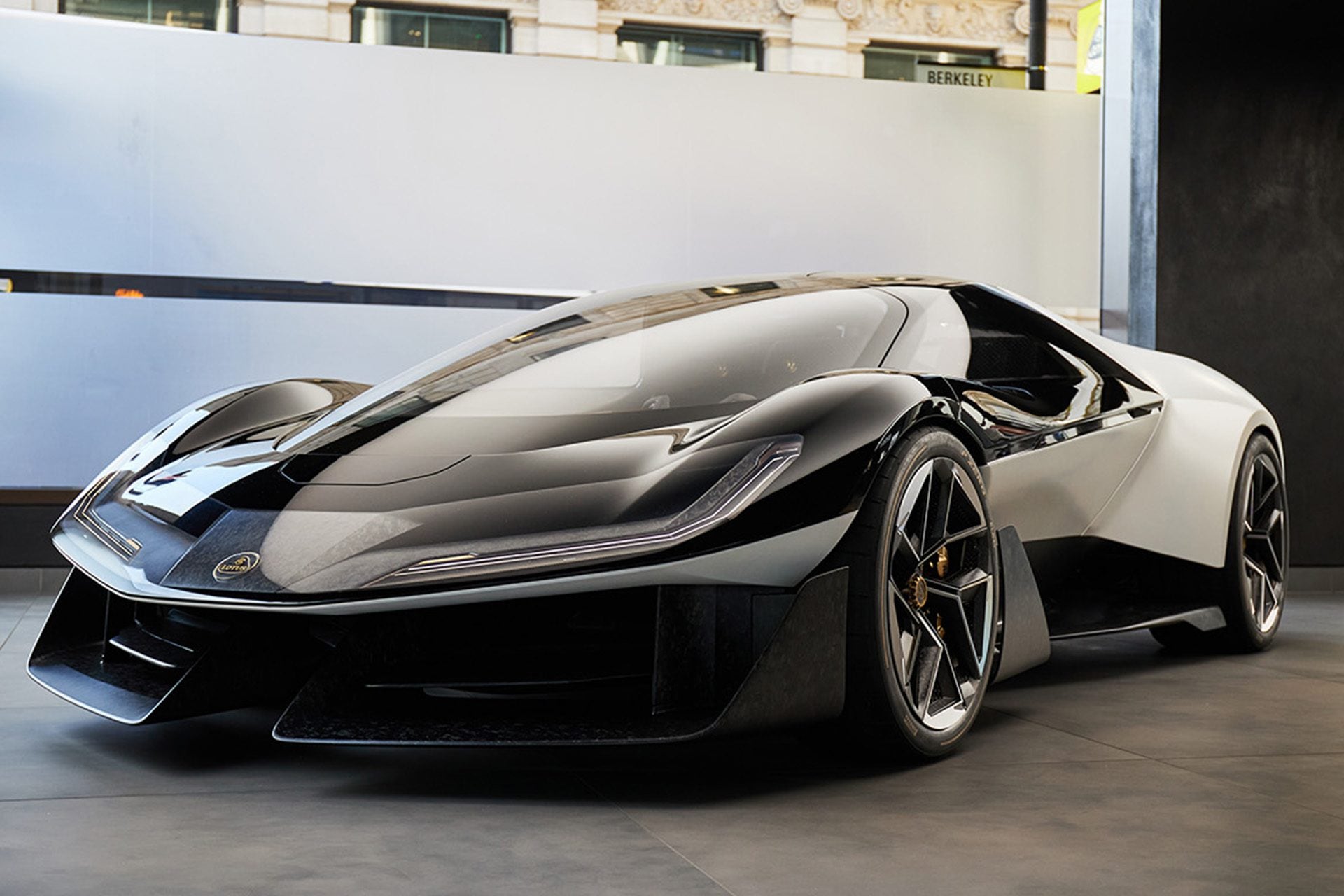Huge front screen helps with all-round visibility, a strength of the concept car.