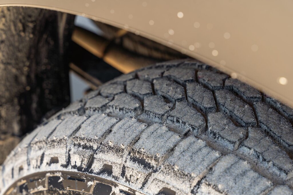 Tread blocks of the Bridgestone Dueler A/T 002 tyre