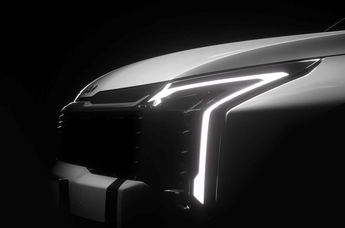 New EV9-like visage for Sportage facelift.