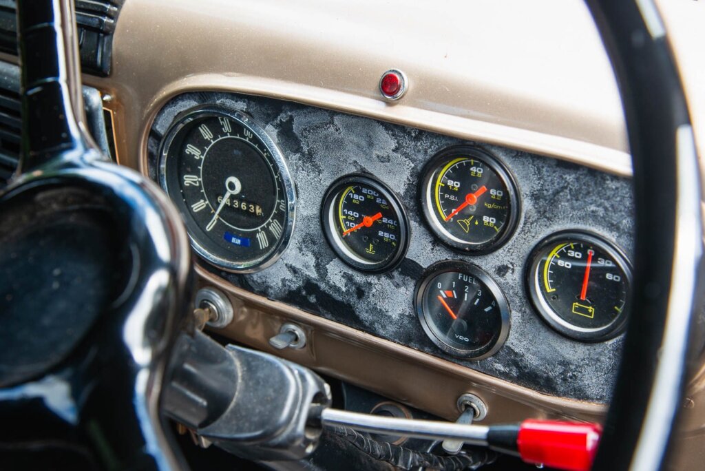 Tachometers of the Ford Bonus