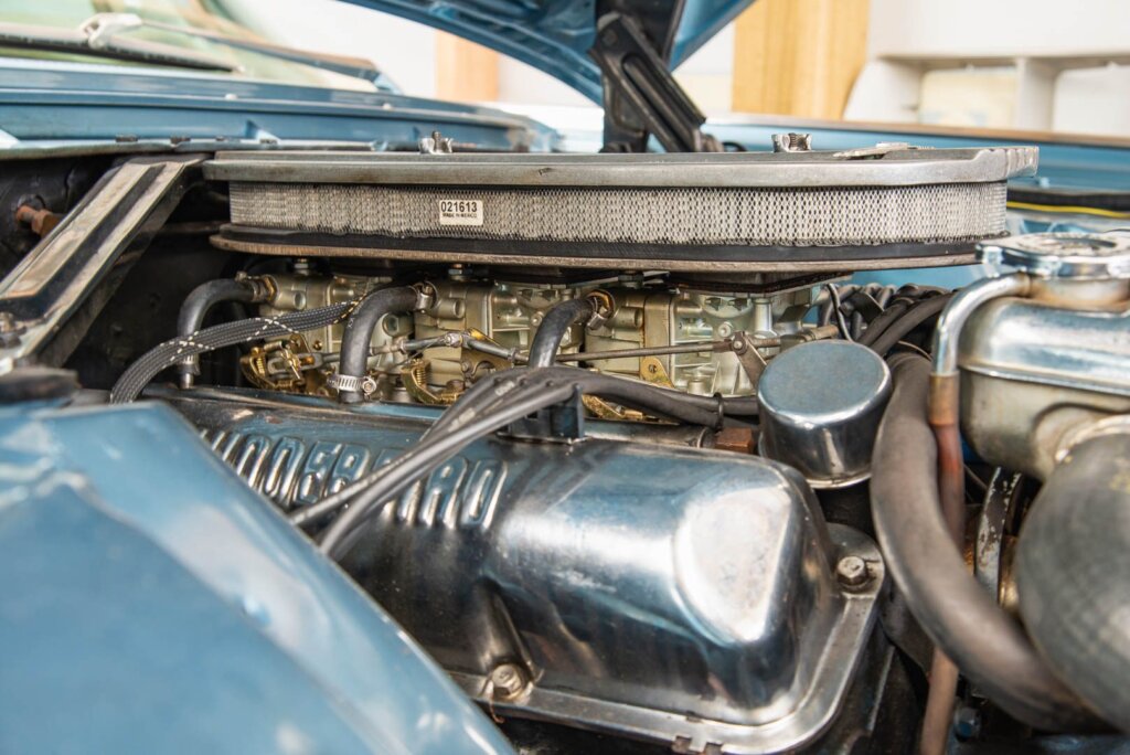 M code Ford Thunderbird 1963 engine