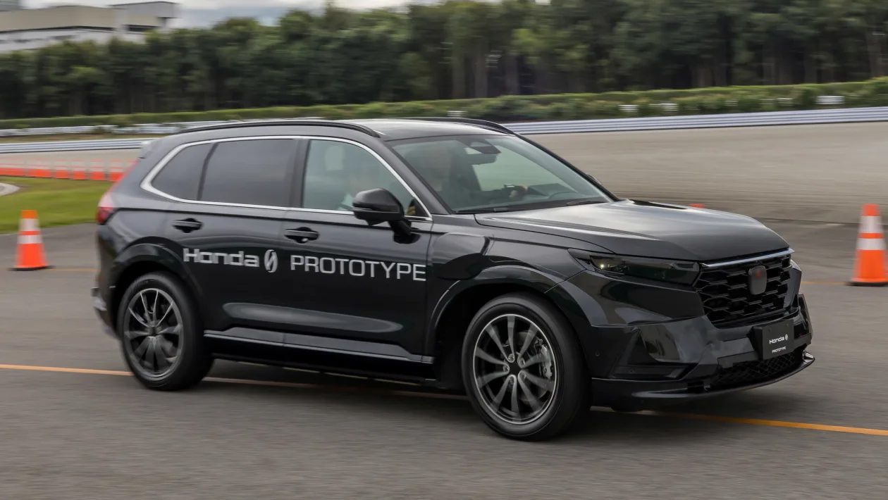 Styling of the pre-production car reminds somewhat of other Honda SUVs.