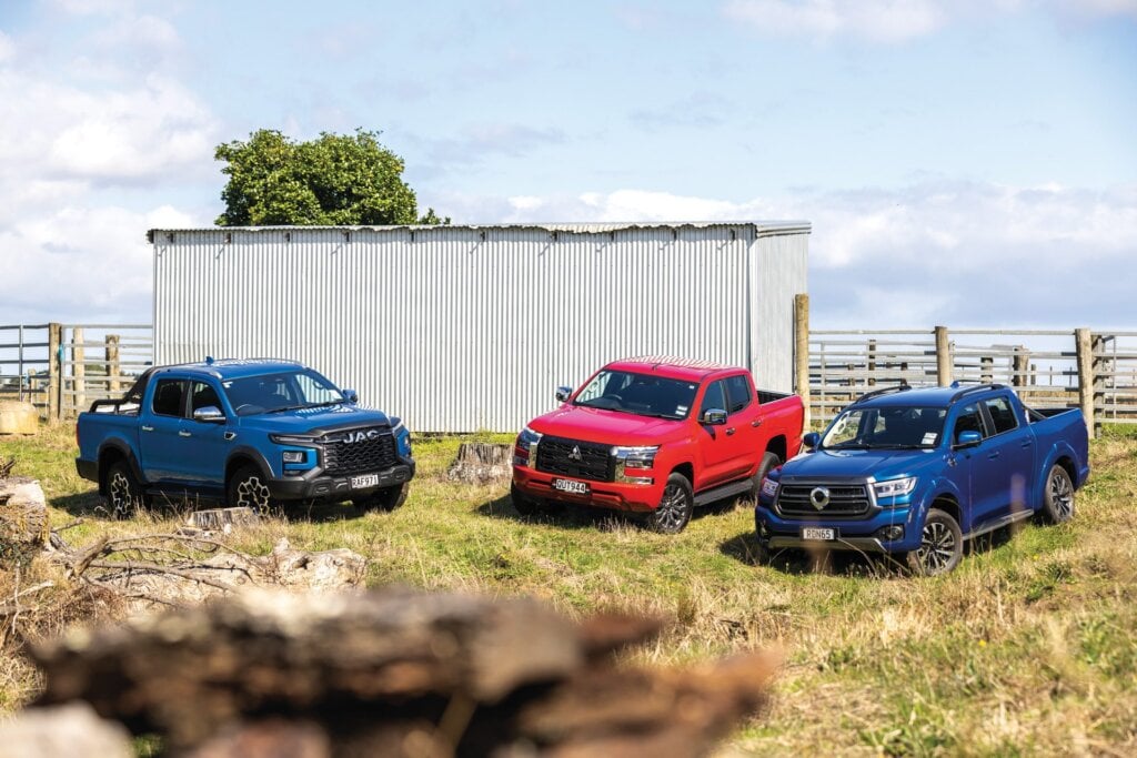 Mitsubishi Triton 4WD 2.4D GLX Single Cab Chassis