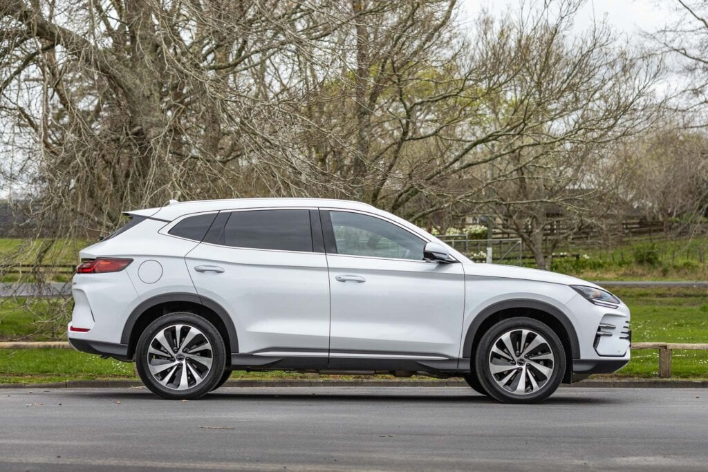 An actual car with the DM-i PHEV tech.