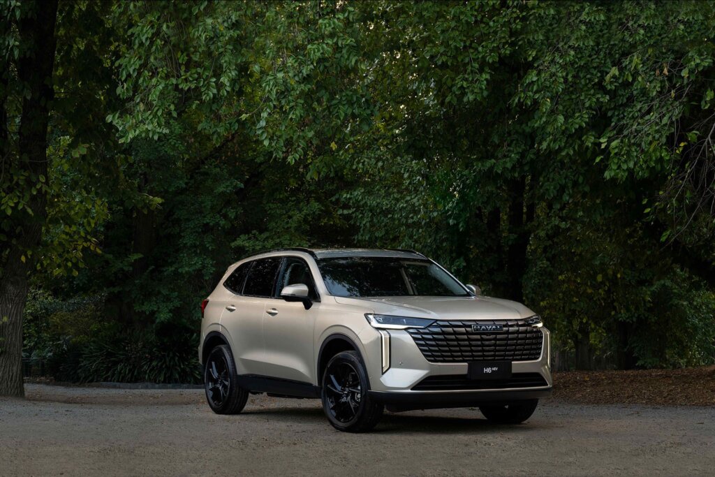 Commanding look for H6 HEV.