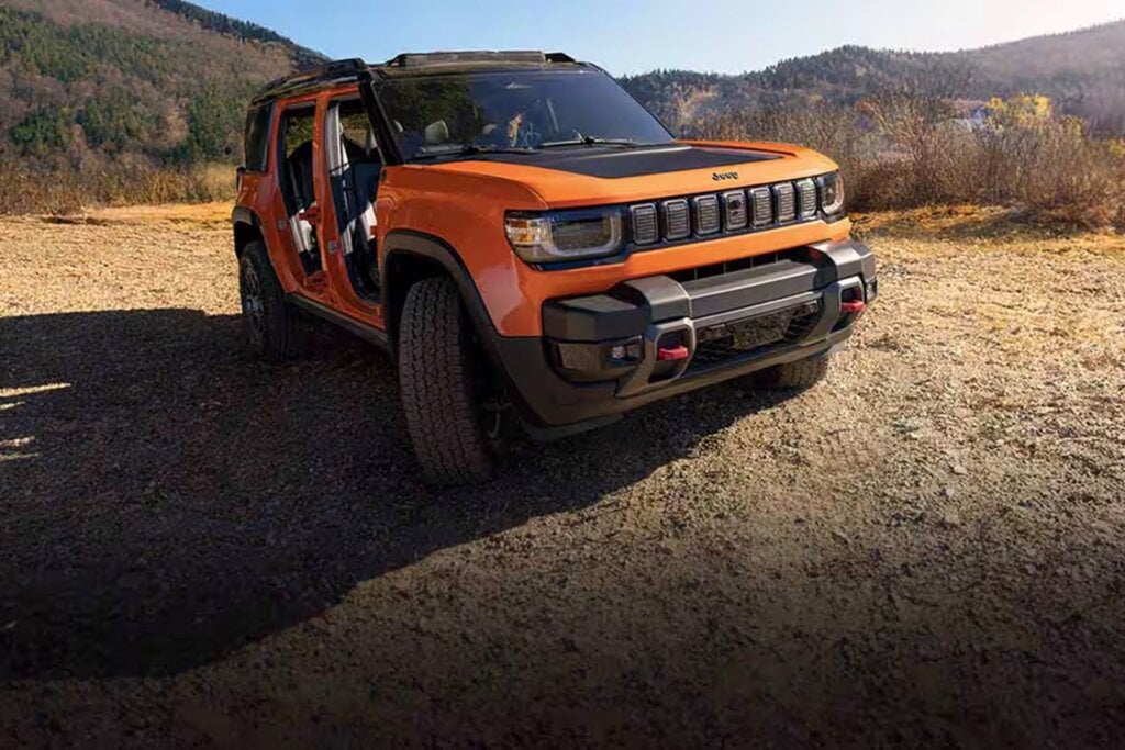 This is the Jeep Recon, said to be the replacement for the Wrangler.