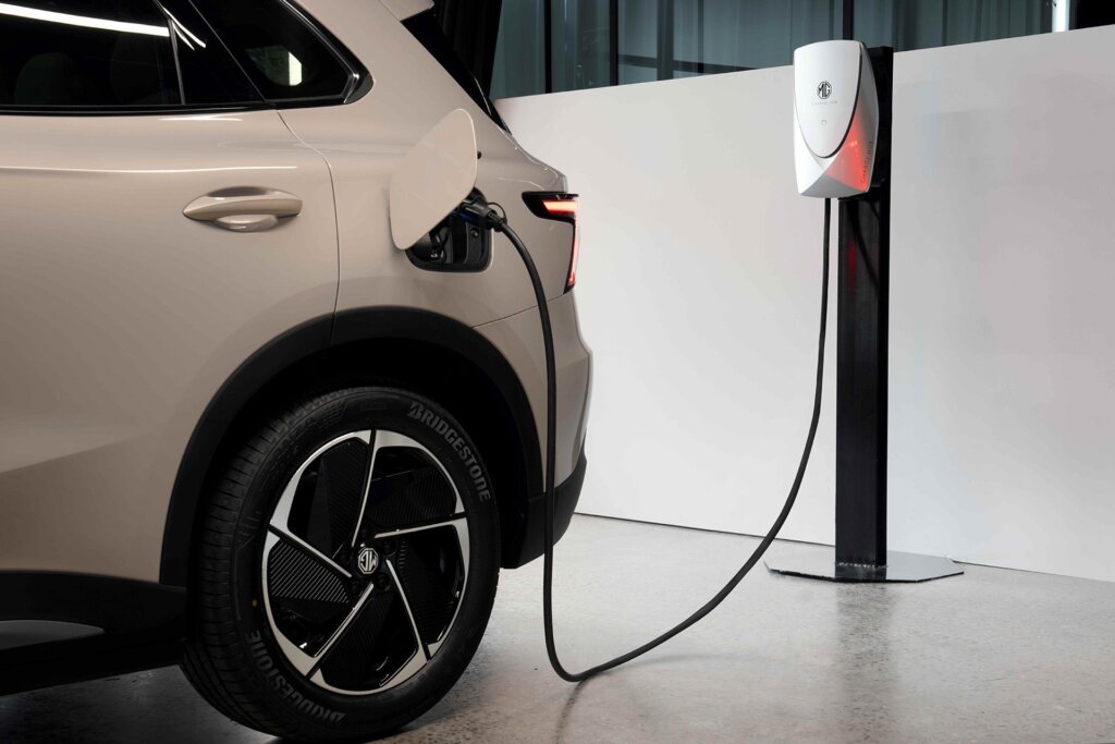 Guess the charge port is left rear.