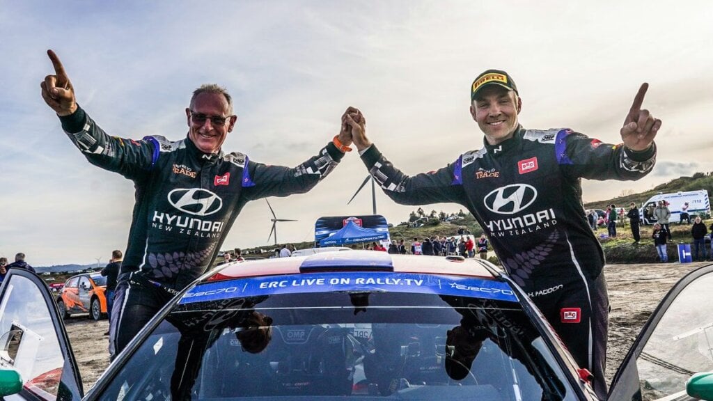 Paddon and Kennard from another event.