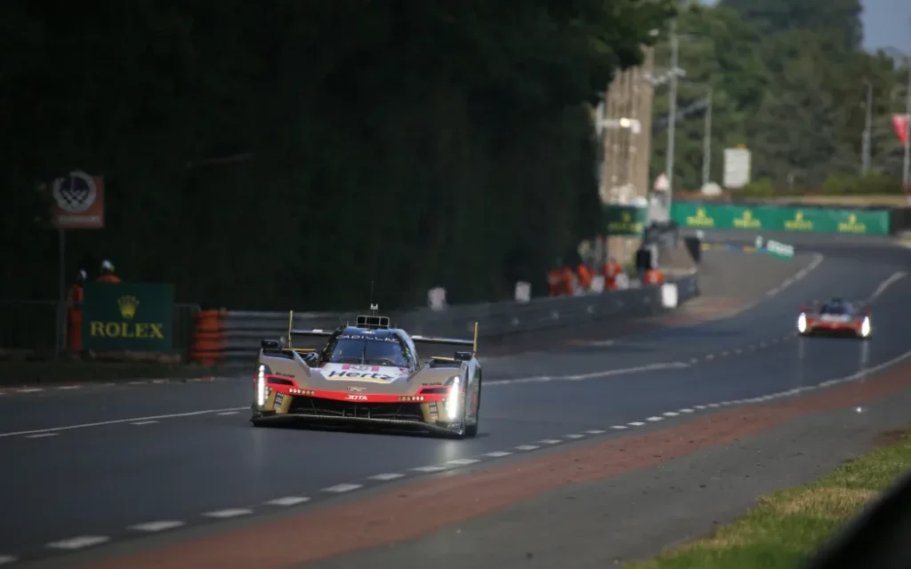 Earl Bamber in action.