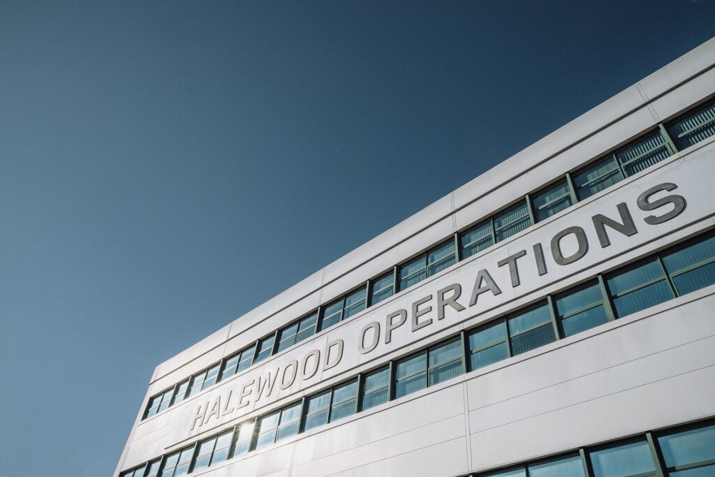 One of the UK JLR facilities.