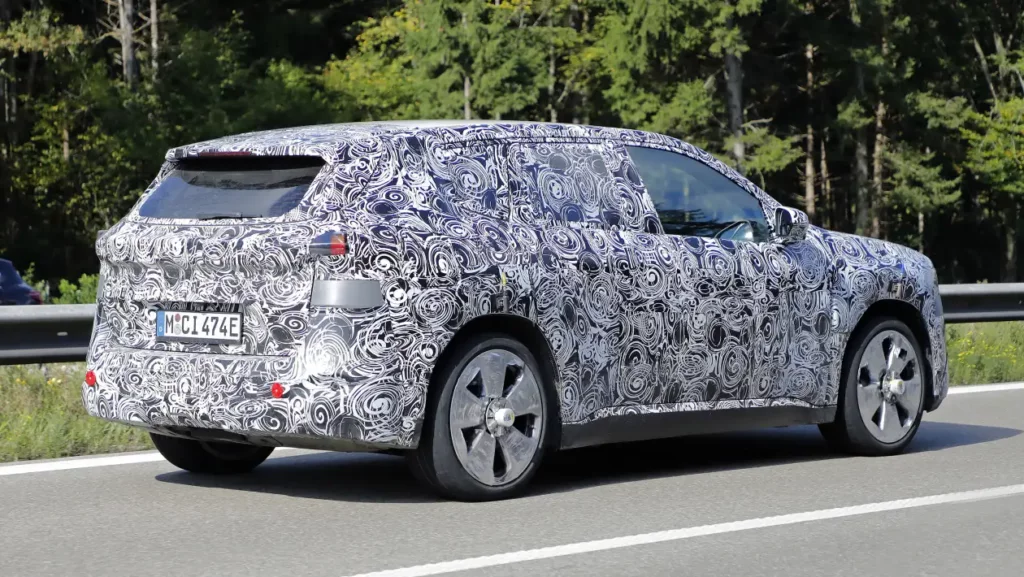 Dummy rear lights used on this tester.