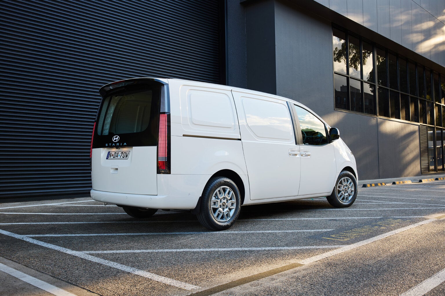 Hyundai Staria Load facelift offers hybrid option – Auto Trader NZ